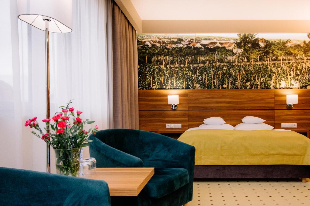 Ruben Hotel Zielona Góra Exterior foto